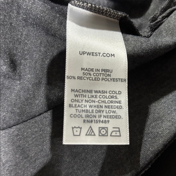 UpWest Oversized Loose fit,boxy crewneck button detail,slit sides,soft - Picture 6 of 8
